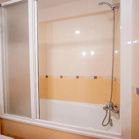 Noja Rooms 1 게스트하우스 오 페드로우소